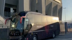 Frosinone Milan: i pullman delle squadre sono arrivati al Benito Stirpe – VIDEO