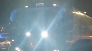 Milan Napoli: i pullman delle squadre sono arrivati a San Siro per il match – VIDEO