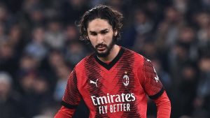 Adli può lasciare subito il Milan! TRE club di Premier League sulle tracce del centrocampista: ULTIME