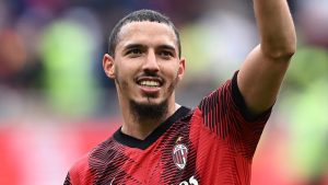 Conferenza stampa Bennacer: «Questo Milan è più forte di quello dello Scudetto. Qui c’è la mentalità di vincere tutto»
