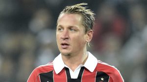 Compleanno Mexes, il messaggio d’auguri social del Milan per i suoi 42 anni – FOTO