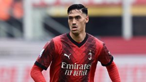 Reijnders coccolato da Pioli: «È un centrocampista di alto livello, sono sicuro che può diventare…»