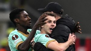 Milan Slavia Praga: il CURIOSO gesto dei cechi a fine partita! Sono tornati in campo e… COSA È SUCCESSO