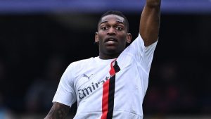 Pioli stuzzica Leao: «Gol sbagliato? Sono convinto di una cosa e gliel’ho anche detta». Il retroscena