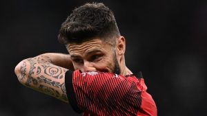 Giroud pronto a salutare il Milan? Questo ultimo indizio sembra sciogliere ogni dubbio