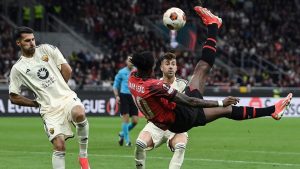 Milan Roma 0-1: due traverse e Mancini fermano i rossoneri