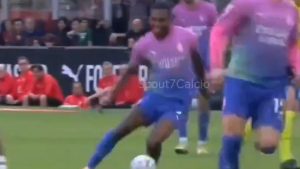 Leao incanta! Piroetta e slalom gigante in Milan Lecce e tifosi in delirio – VIDEO