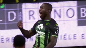 Denkey Milan, è lui l’ULTIMISSIMA idea per l’attacco dei rossoneri. Tutti gli aggiornamenti