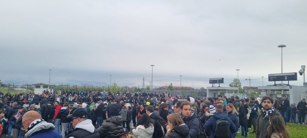 tifosi pre juve milan