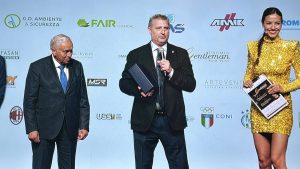 Premio Gentleman 2024: anche Massaro riceve il suo riconoscimento – FOTO