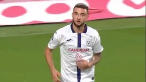 Zeno Debast Milan: l’arrivo in Italia un miraggio, ACCORDO raggiunto con questo club