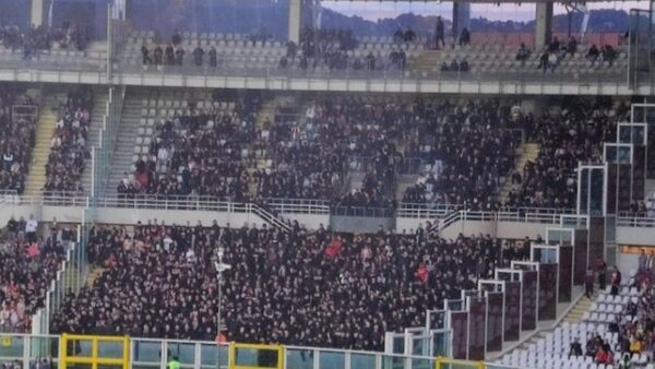 Curva Sud Milan Torino