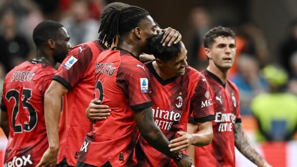 esultanza-milan-cagliari-gol-reijnders