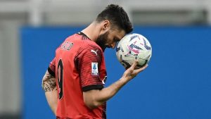 Mercato Milan, caccia al sostituto di Giroud: tra questi quattro nomi si nasconde il nuovo 9. La LISTA