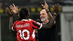 Leao saluta Pioli dopo Milan Salernitana: il messaggio da BRIVIDI del portoghese – FOTO
