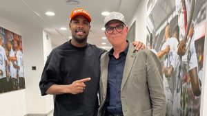 Zangrillo Maignan, pace fatta dopo Milan Genoa: il presidente del Grifone annuncia: «Finalmente ci siamo abbracciati» – FOTO