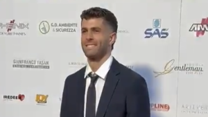 Pulisic al Premio Gentleman 2024: l’arrivo dell’attaccante del Milan – VIDEO