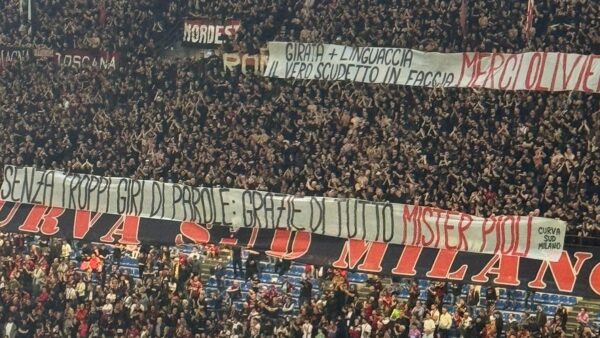 striscione-pioli