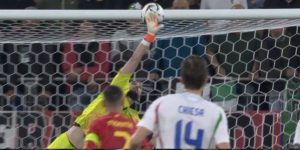 Donnarumma, l’ex Milan SALVA più di una volta l’Italia contro la Spagna. Il VIDEO delle super PARATE del portiere