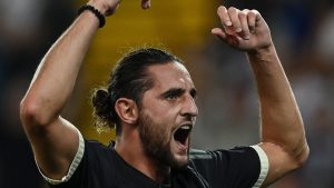 Calciomercato Milan, SVOLTA Rabiot! Due BIG della Premier League se lo contendono. La SITUAZIONE