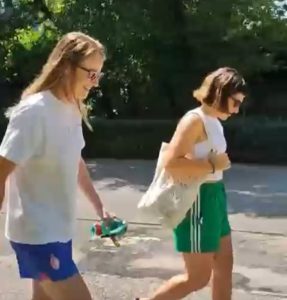 MN24 – Milan Femminile, iniziata UFFICIALMENTE la stagione delle rossonere! Il VIDEO dell’arrivo all’allenamento