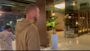 Pavlovic Milan: il difensore si rilassa da “quasi” neo rossonero, CENA con Moncada e agenti – VIDEO