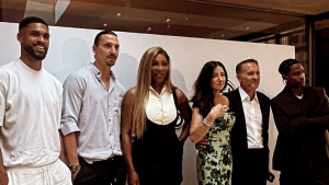 Cardinale a Milano: cena con Ibrahimovic, Loftus-Cheek, Travis Scott e Serena Williams. Lo scatto è già VIRALE – FOTO