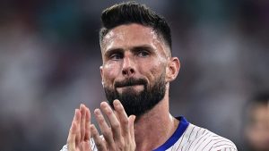 Giroud saluta Deschamps che lascia la Francia: il messaggio dell’ex rossonero