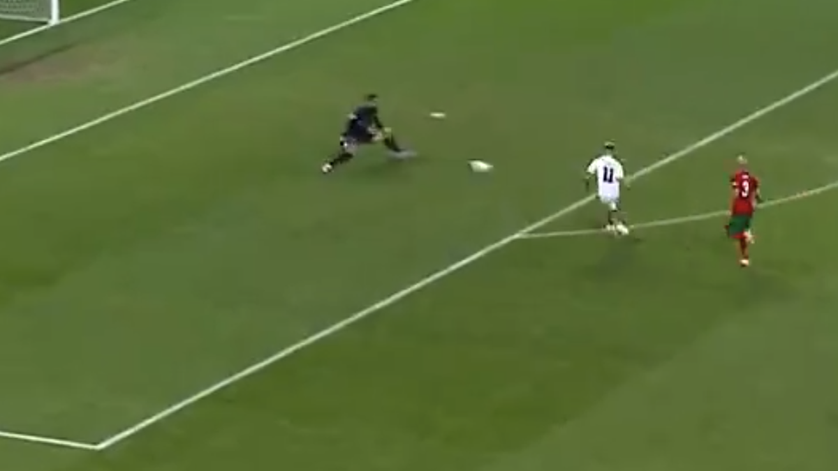 Sesko Milan, l'obiettivo di mercato si DIVORA il gol della vittoria in Portogallo Slovenia: il VIDEO dell'errore clamoroso 26 Errore Sesko