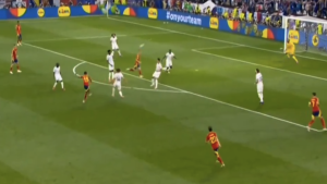 Gol Yamal, il talento di 16 anni segna un EUROGOL in Spagna Francia: Maignan non può nulla – VIDEO