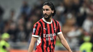 Adli punge il Milan: spunta la foto di Maldini sui social dopo il disastro Champions
