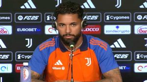 Douglas Luiz, l’ex obiettivo Milan si PRESENTA alla Juve: «Ecco cosa mi ha convinto, loro due mi hanno aiutato»