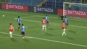 Lecco Milan Futuro, Lapo Nava PARA un rigore a Beghetto, ennesimo MIRACOLO del portiere – VIDEO