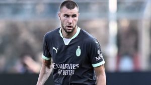 Stojkovic esalta Pavlovic: «Il TRASFERIMENTO al Milan è una RICOMPENSA, vi spiego»