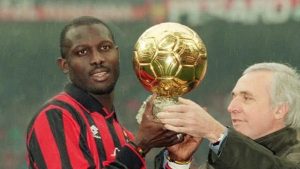 Weah Milan, il pallone d’oro entra nella Hall of Fame del club: la celebrazione