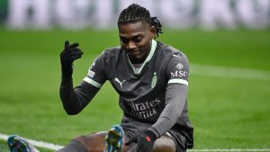 Leao Milan, il calciatore portoghese ha solo una strada per evitare la panchina! Allegri lo ha avvisato
