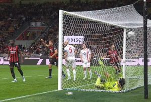 Gol Gabbia, il difensore sblocca Milan Monza – VIDEO
