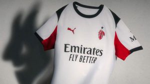 Nuova Maglia Milan, la divisa da trasferta per la stagione 2026/27 sarà bianca con dettagli oro e nero