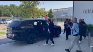 MN24 – Modric Milan, il centrocampista croato è appena sbarcato a Malpensa – VIDEO