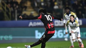 Leao Milan, il dato che smentisce le critichee e da ragione ad Allegri: da prima punta contributo al gol da big!