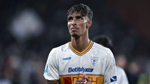 Calciomercato Milan, mirino su Tiago Gabriel: sfida alla Juve per il gioiello del Lecce