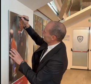 Cagliari Milan, per Allegri una partita speciale: il gesto fatto nel riscaldamento – FOTO e VIDEO