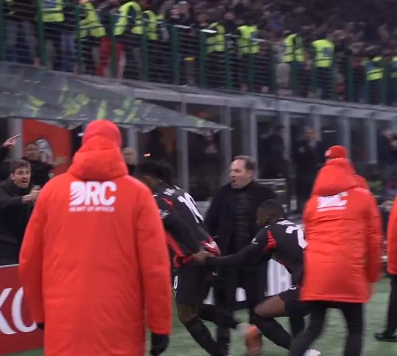 Leao gol e polemiche, il gesto con Fofana fa discutere: Tomori non era d'accordo - FOTO 27 leao esultanza 1