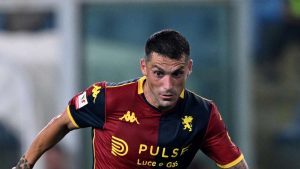 Milan Genoa, Stanciu fallisce il colpo del k.o. e viene preso di mira. La nota del club