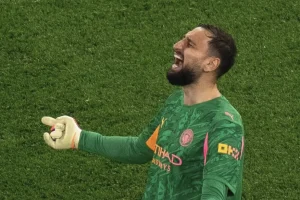 E’ successo di nuovo, Donnarumma fatto fuori: “A fine stagione vedremo”