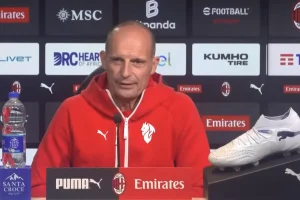 Questo è troppo, Allegri molla il Milan e si porta tre big