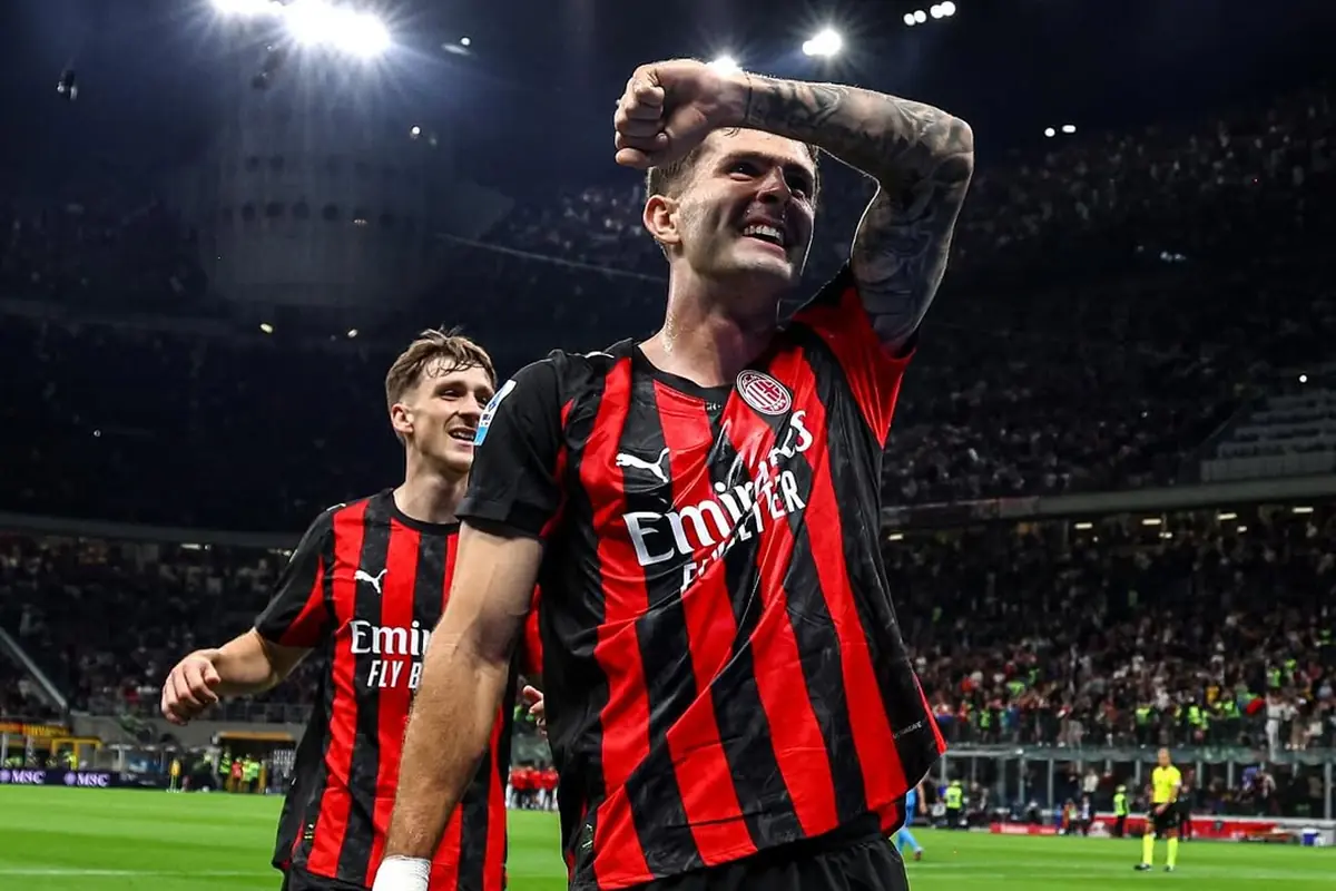 Non solo Leao, blitz a San Siro: vogliono un altro rossonero 27 Pulisic esulta dopo un gol