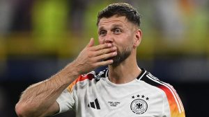 Bocciatura totale per Fullkrug: niente Mondiale e addio Milan in estate