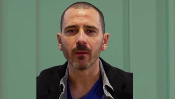 Leonardo Bonucci, ex giocatore, inquadrato in primo piano