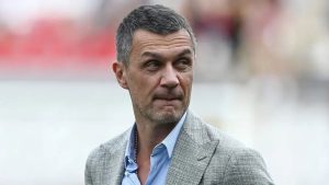 Abbraccio da leggende: l’incontro tra Maldini e Zanetti a Budapest